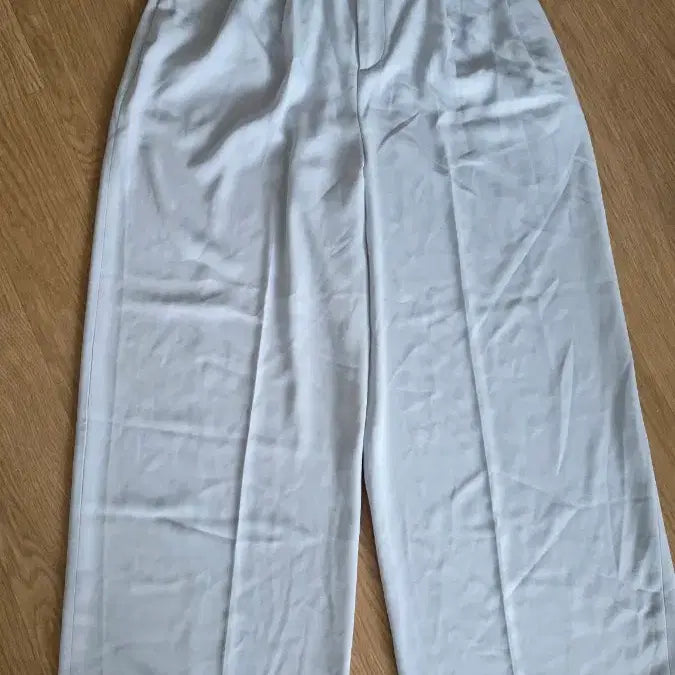 [BUNJANG] Uniqlo Drape Wide Pants (Size M) / 유니클로 드레이프 와이드팬츠 M