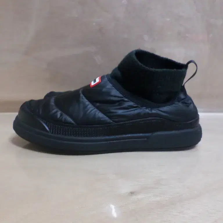 [BUNJANG] Hunter Padded Sneakers Boots / 후루룩구제3 250 헌터 패딩 운동화 스니커즈 숏부츠 260731
