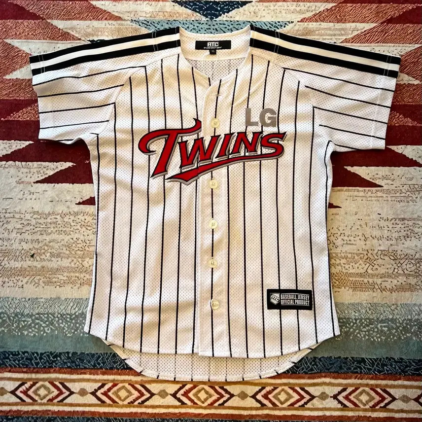 [BUNJANG] LG Twins Baseball Bong Jung Keun Pinstripe Home Jersey / LG 트윈스 봉중근 핀스트라이프 홈 유니폼 [화이트/스트라이프] 75