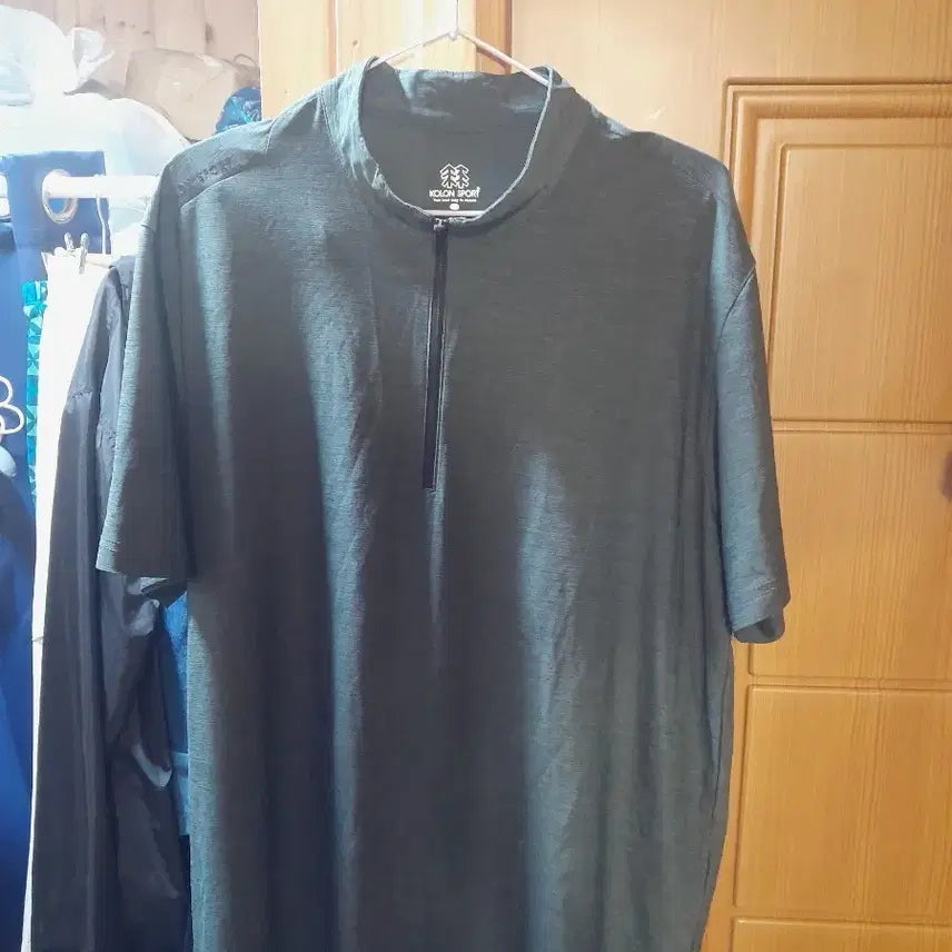 [BUNJANG] Kolon Sport Men's Short Sleeve T-Shirt (Size 110) / 코오롱 스포츠 반팔 티셔츠 남성 110
