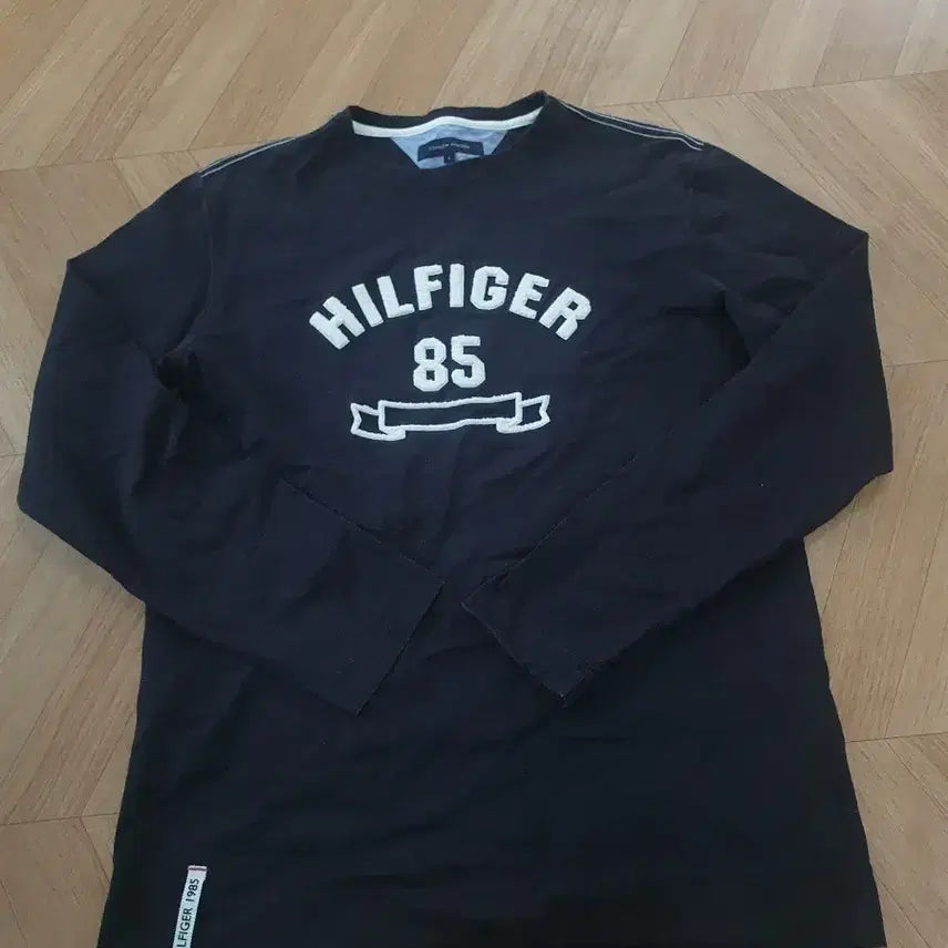 [BUNJANG] Tommy Hilfiger Men's Black Long Sleeve T-Shirt / 타미힐피거 남자 긴팔티 검정