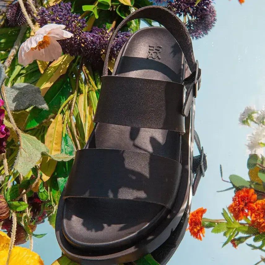 [BUNJANG] Yase Santorini Leather Strap Sandals Black / Yase 야세 산토리니 레더 스트랩 샌들 290