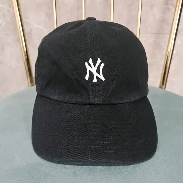 [BUNJANG] 47 Brand New York Yankees Baseball Cap / 47brand 뉴욕양키스 볼캡 모자