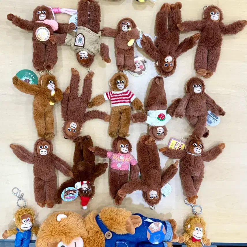 [BUNJANG] Orangutan Monkey Gorilla Chimpanzee Plush Keychain Collection Bundle Set / monkey원숭이고릴라침팬지오랑우탄 오랑이 중형인형뽑기키링 열쇠가방고리인형 컬렉션(일괄)
