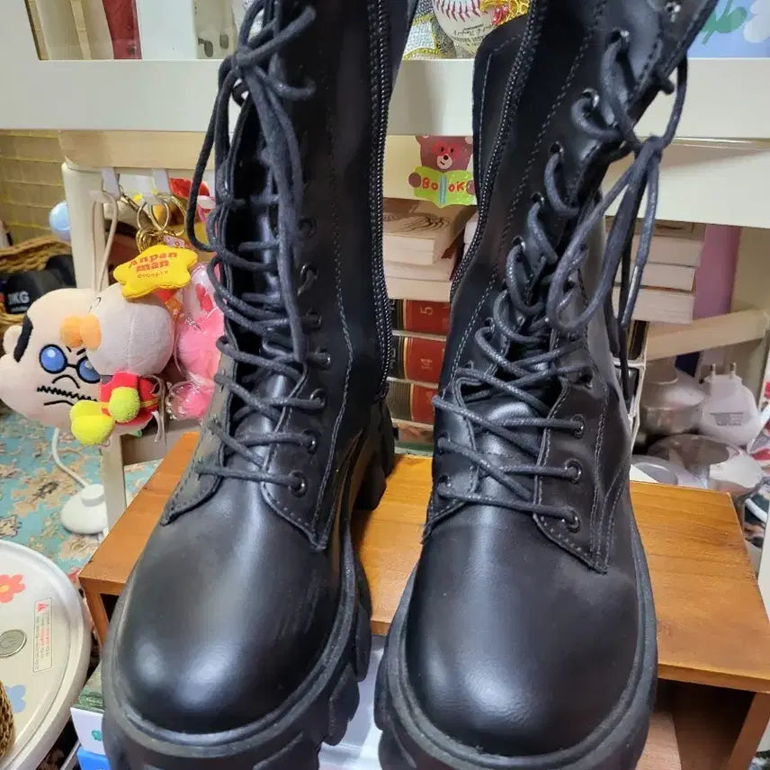[BUNJANG] Women's Chunky Heel Black Boots / 여자 워커 블랙 통굽 부츠
