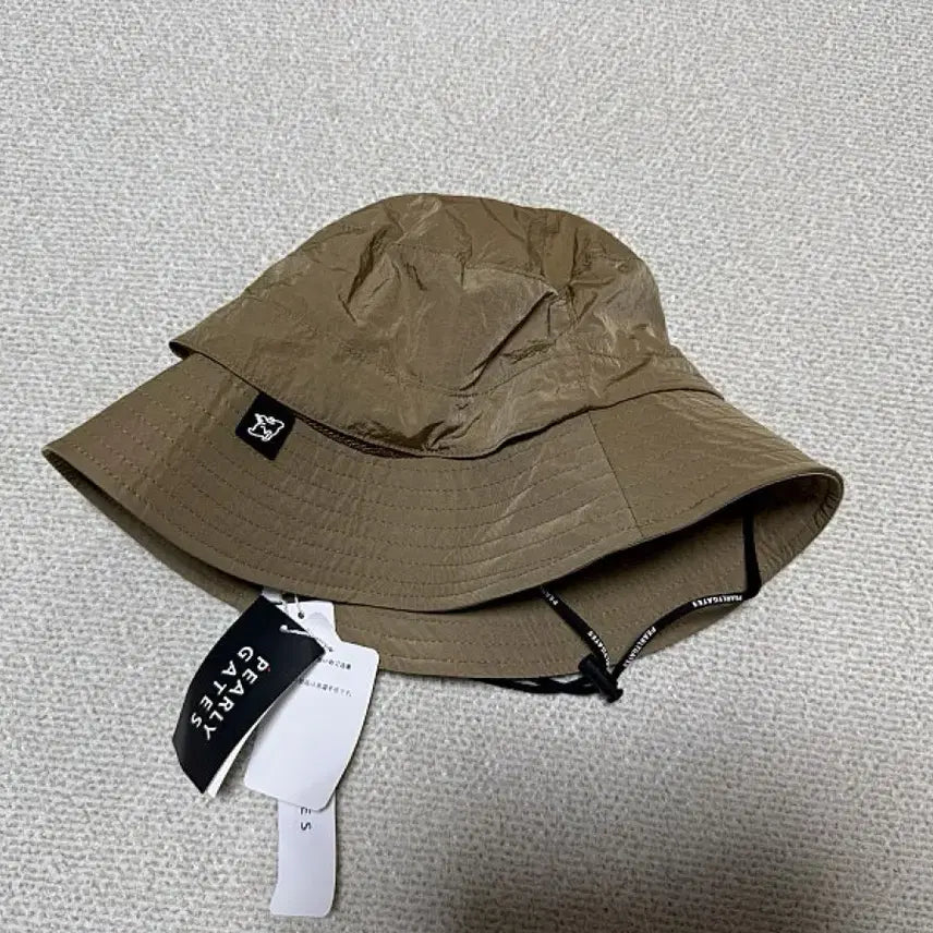[BUNJANG] PGA Tour Parissgates Bucket Hat Women's Size 58 / 파리게이츠 버킷햇  골프모자 여성용 58호
