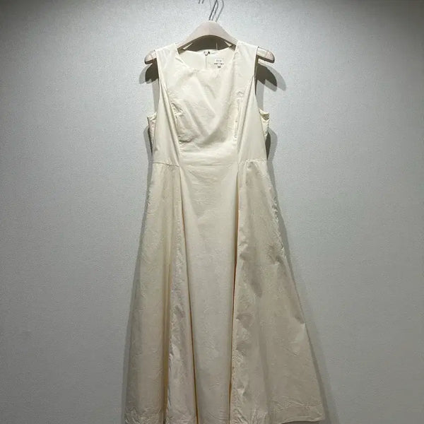 [BUNJANG] CIE Pintuck Sleeveless Flare Dress / 시에 핀턱 슬리브리스 플레어 원피스