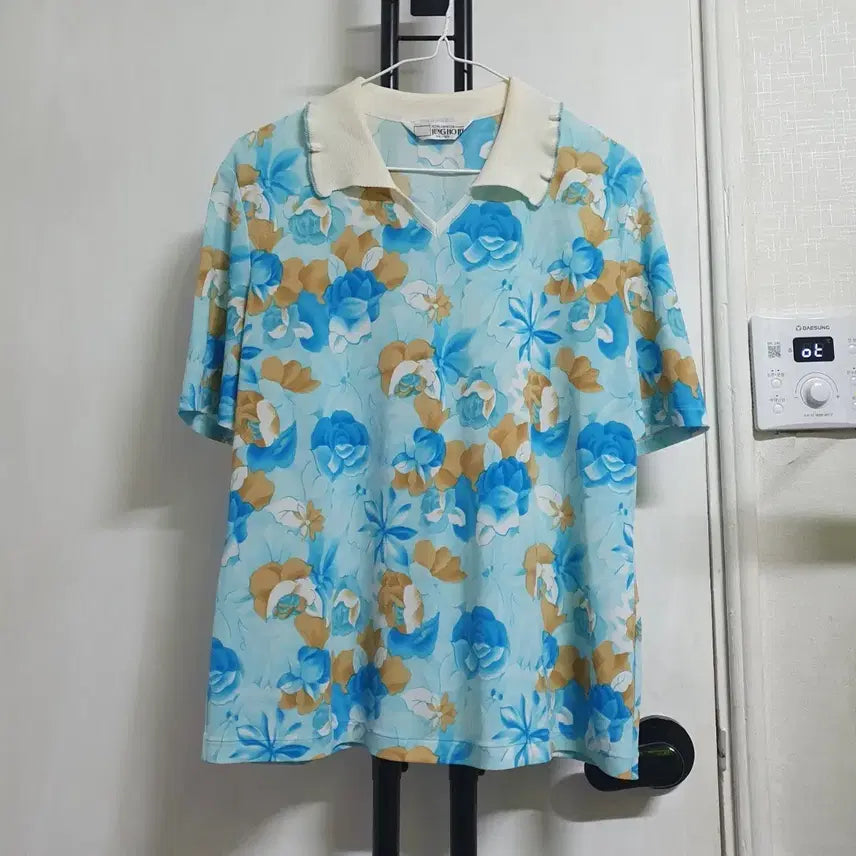 [BUNJANG] Jeonghojin Fashion Women's Short Sleeve Polo Shirt Blue Flower / 정호진패션 반팔카라티 여성66 블루플라워