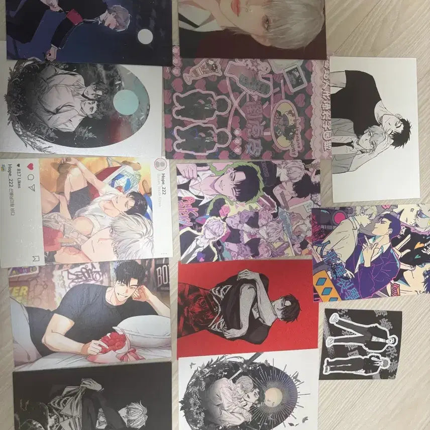 [BUNJANG] Wax Museum of Explosive Academy Sticker and Postcard Bundle Set / 밀랍 밀랍인형폭렬학원가 스티커 엽서 일괄