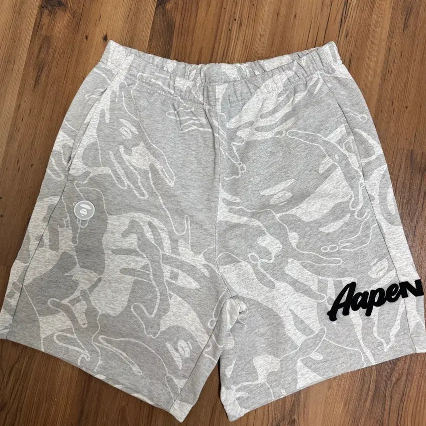 [BUNJANG] APE Sweat Shorts L / 에이프 스웨트 쇼츠 L