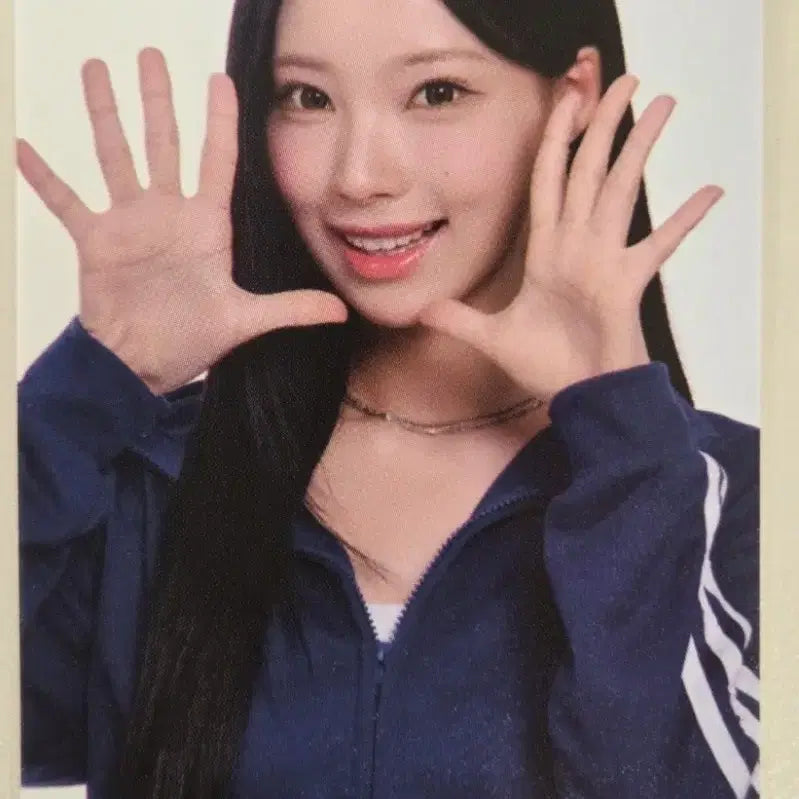 [BUNJANG] L'sience Won Domino's Pizza Photocard / 리센느 원이 도미노피자 포카