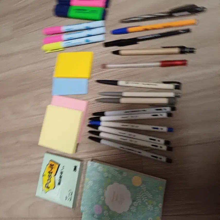 [BUNJANG] Assorted Stationery Set (38 Items) / 학용품(필기도구38개)