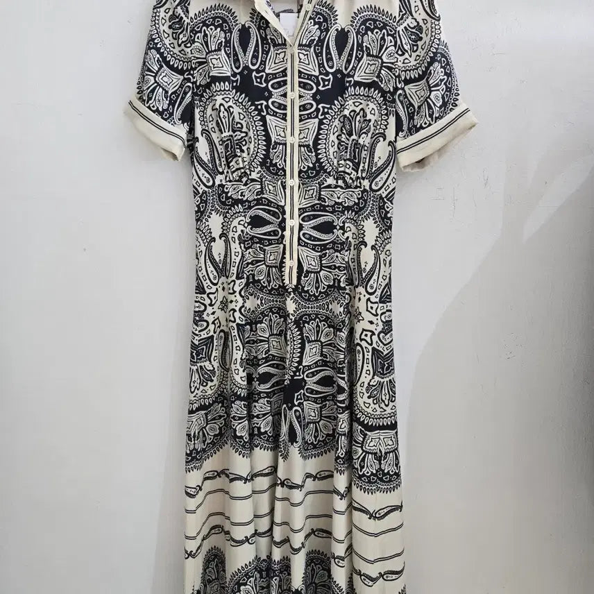[BUNJANG] Sandro Ivory & Navy Polyester Dress / 산드로 드레스
