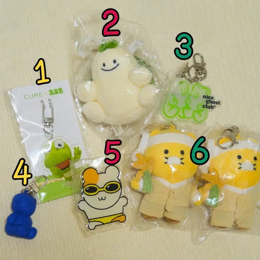 [BUNJANG] Assorted Character Keyrings & Grip Toks (Crong, Chunsik, Hamggie, ooofer) / 키링, 그립톡 모음(크롱,춘식이,햄깅이,어프어프 등)