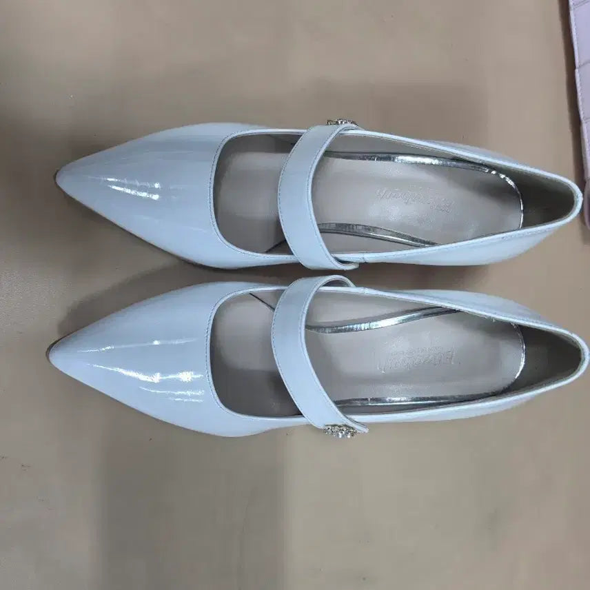 [BUNJANG] Elisabeth White Mary Jane Shoes / 엘리자벳 화이트 메리제인슈즈