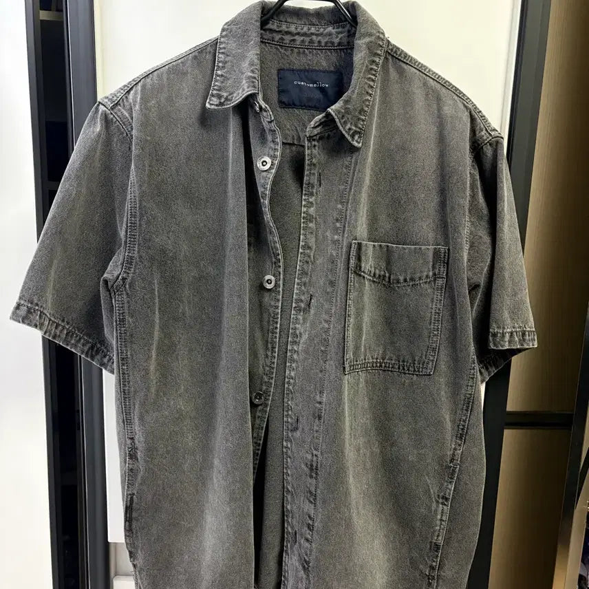 [BUNJANG] Custommellow Black Denim Short Sleeve Shirt / 커스텀멜로우 흑청 데님셔츠 반팔 m