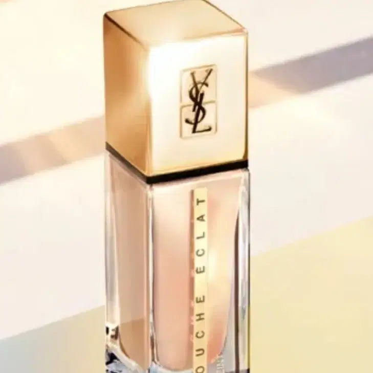 [BUNJANG] Yves Saint Laurent Touche Eclat Foundation B20 / 입생로랑 뚜쉬 에끌라 파운데이션 B20