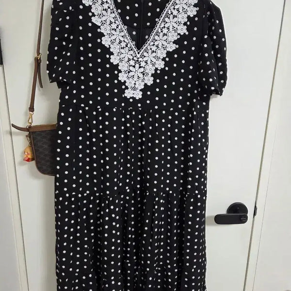 [BUNJANG] Polka Dot Lace V-Neck Long Dress / 땡땡이 무늬 레이스 브이넥 원피스