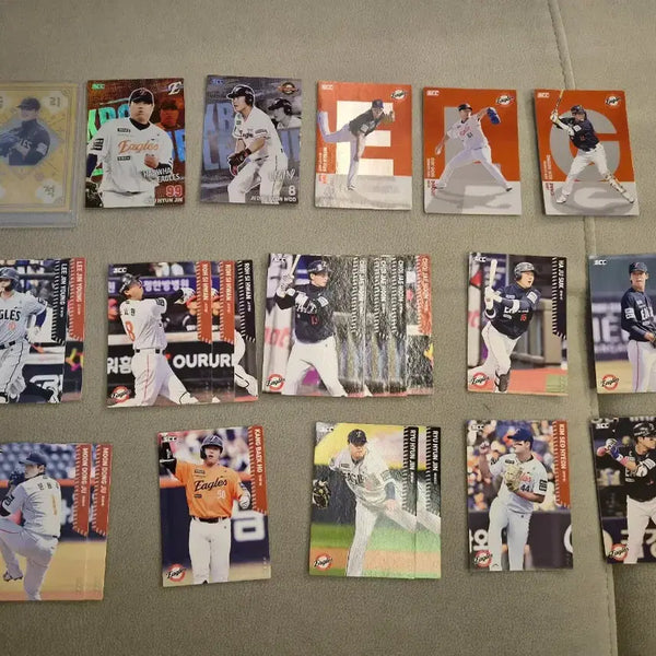 [BUNJANG] KBO Hanwha Eagles Moon Dong-ju Victory Charm Bundle Set / KBO카드 한화 문동주 승리부적 등 일괄