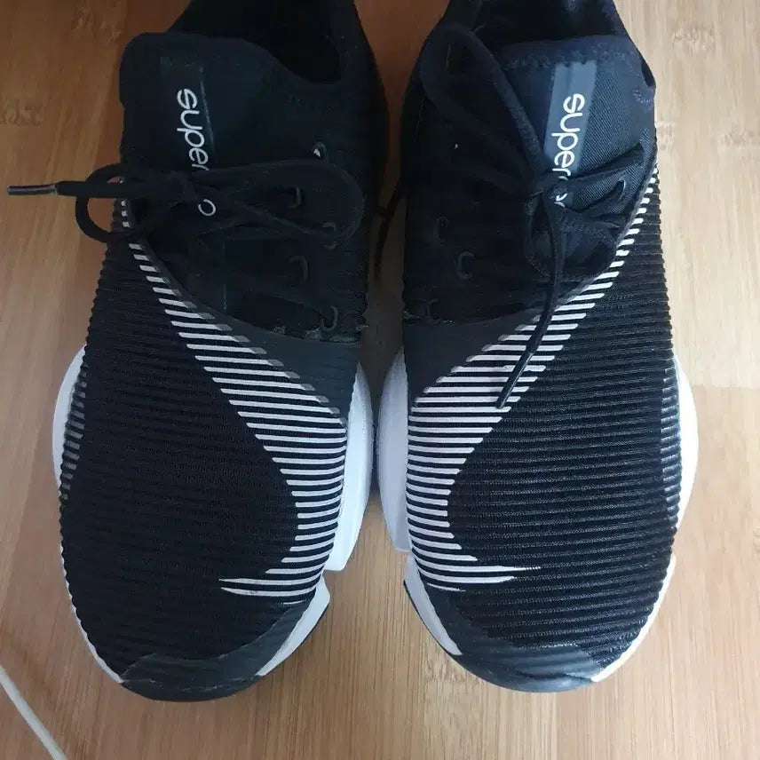 [BUNJANG] Nike SuperLab Running Shoes / 나이키 슈퍼랩 분노 230
