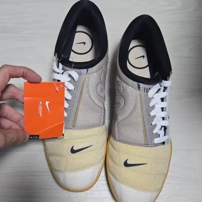 [BUNJANG] Nike T90 Futsal Shoes Sneakers 290mm / 나이키 T90 290mm 판매합니다 풋살화 스니커즈