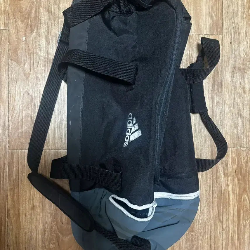 [BUNJANG] Adidas Gym Bag / 아디다스 운동 가방 헬스