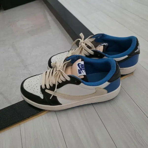 [BUNJANG] Nike Air Jordan 1 Low Travis Scott Fragment / 조던 스캇 판매합니다.