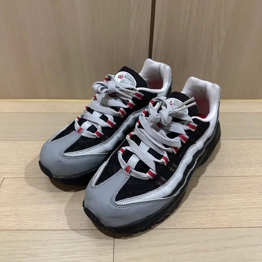 [BUNJANG] Nike Air Max 95 Sneakers (Size 220) / 나이키 에어맥스95 220