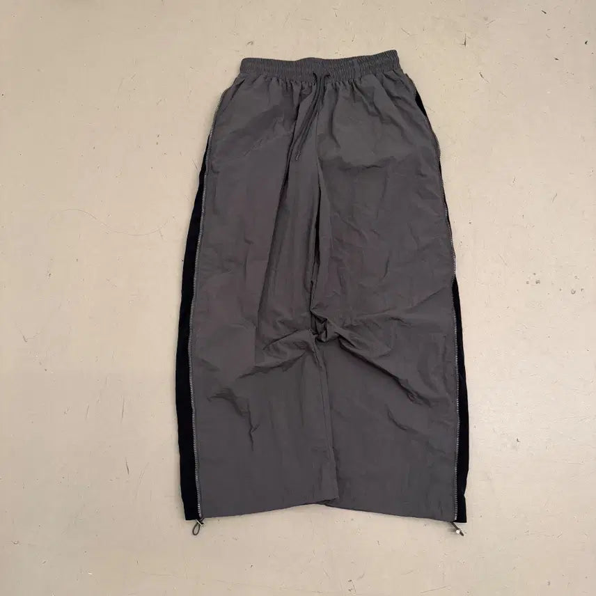 [BUNJANG] Wide Full Zip Nylon Track Pants / 와이드 풀 집업 나일론 트랙팬츠