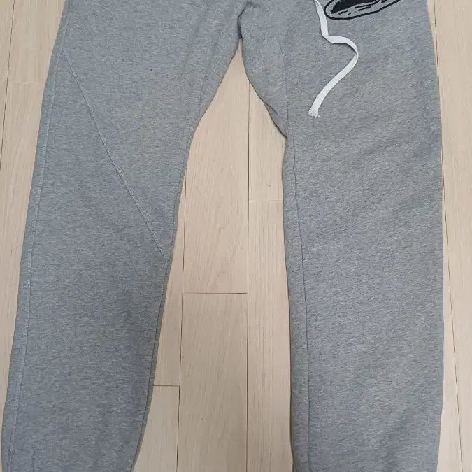 [BUNJANG] Corteiz Alcatraz Sweat Jogger Pants L / 코르테이즈 알카트라즈 그레이 스웻  조거팬츠L(택포)