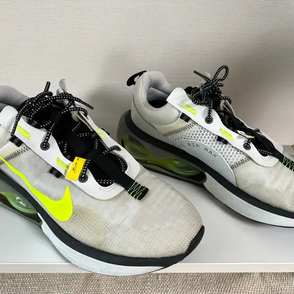 [BUNJANG] Nike Air Max 2021 Summit White Volt US 13 / (310)나이키 에어 맥스 2021 써밋 화이트 볼트 us13