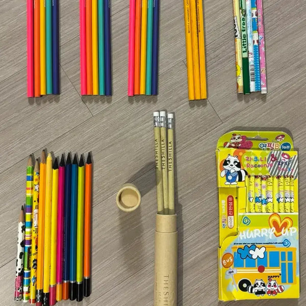 [BUNJANG] Assorted Design Pencil Set Bundle / 다양한 디자인 연필 세트 (일괄)