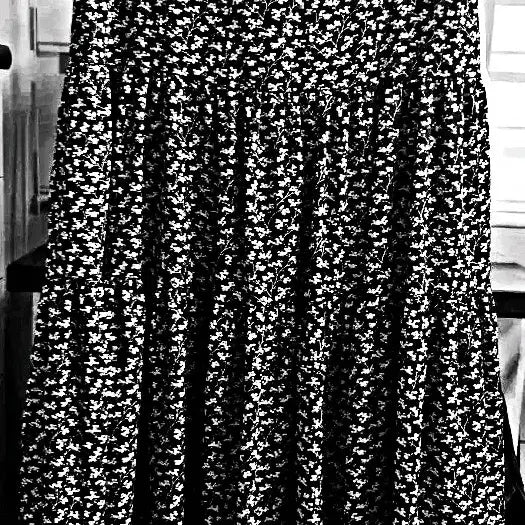 [BUNJANG] Flower Pattern Long Skirt / 플라워 패턴 롱 스커트