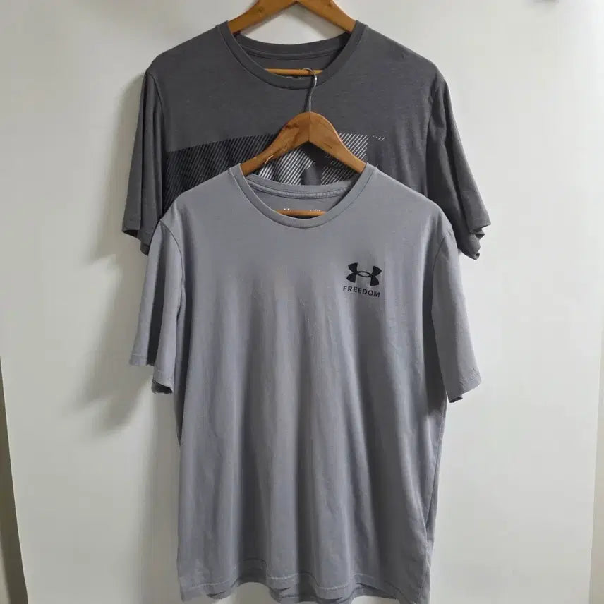 [BUNJANG] Under Armour Men's Short Sleeve T-Shirt Bundle Set (Freedom / Graphic) - Size L / [L] 언더아머 반팔 티셔츠 2종 일괄 (프리덤 / 그래픽)