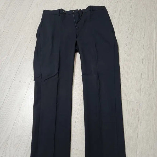[BUNJANG] Jil Stuar New York Black Slim Fit Slacks / 질스튜어트 뉴욕 블랙 슬랙스