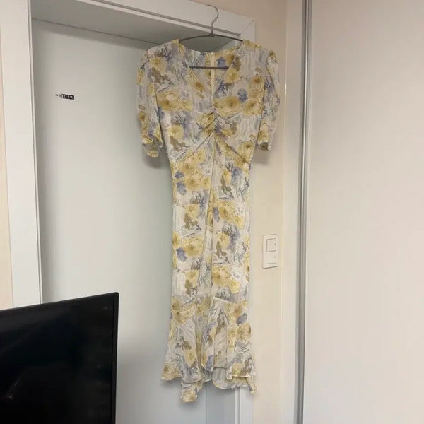 [BUNJANG] Floral Print Shirring Waist Tie Midi Dress - Yellow / 꽃무늬 셔링 허리끈 원피스 옐로우 의류재고 재고처리 의류처분 땡처리 옷장정리