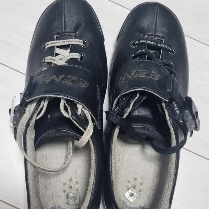 [BUNJANG] Izumi Carbon Cycling Shoes / 이즈니 카본 클릿슈즈