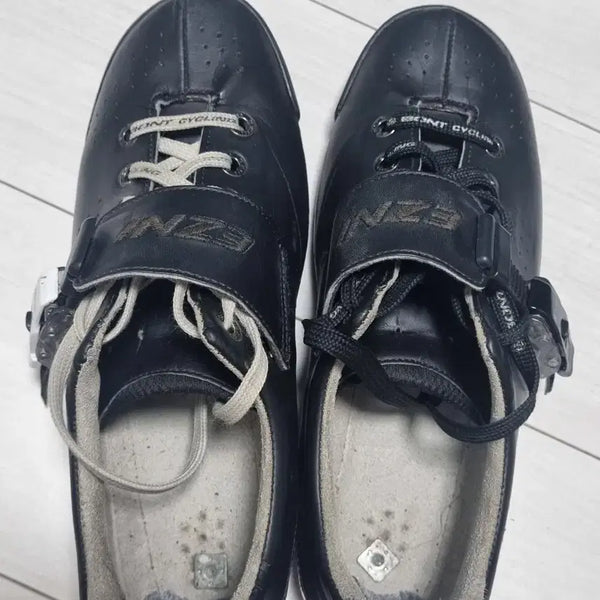 [BUNJANG] Izumi Carbon Cycling Shoes / 이즈니 카본 클릿슈즈