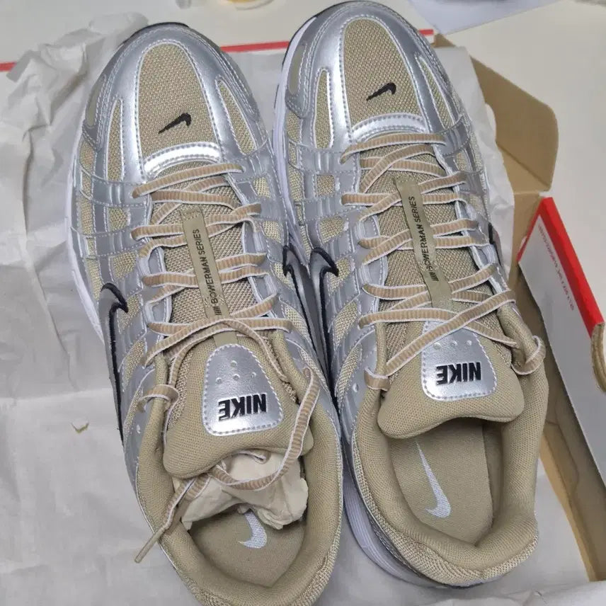 [BUNJANG] Nike P6000 Bomberman Metallic Silver Khaki / 나이키 P6000 보머맨 메탈릭실버카키 290