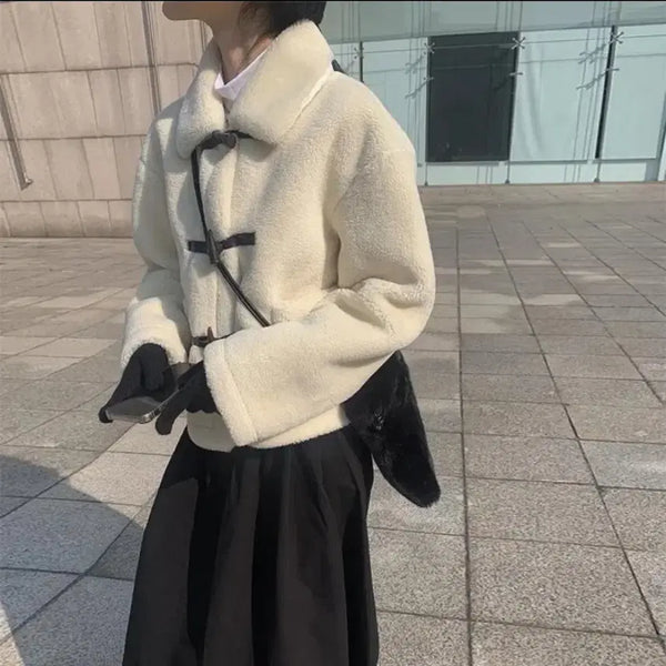 [BUNJANG] Carrot Cropped Faux Fur Jacket / 에이블리 카라 떡볶이 퍼 자켓