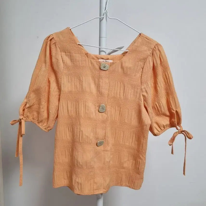 [BUNJANG] MeStudio Square Neck Short Sleeve Puff Blouse (Peach Orange) / 밀스튜디오 스퀘어넥 반팔 퍼프소매 블라우스 오렌지색 피치색상