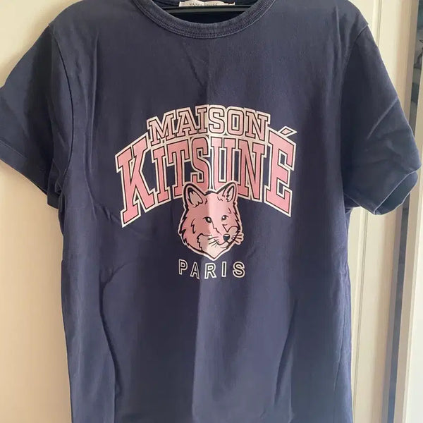 [BUNJANG] Maison Kitsuné Navy T-Shirt Size M / 메종키츠네 반팔티 네이비 m사이즈 팝니다