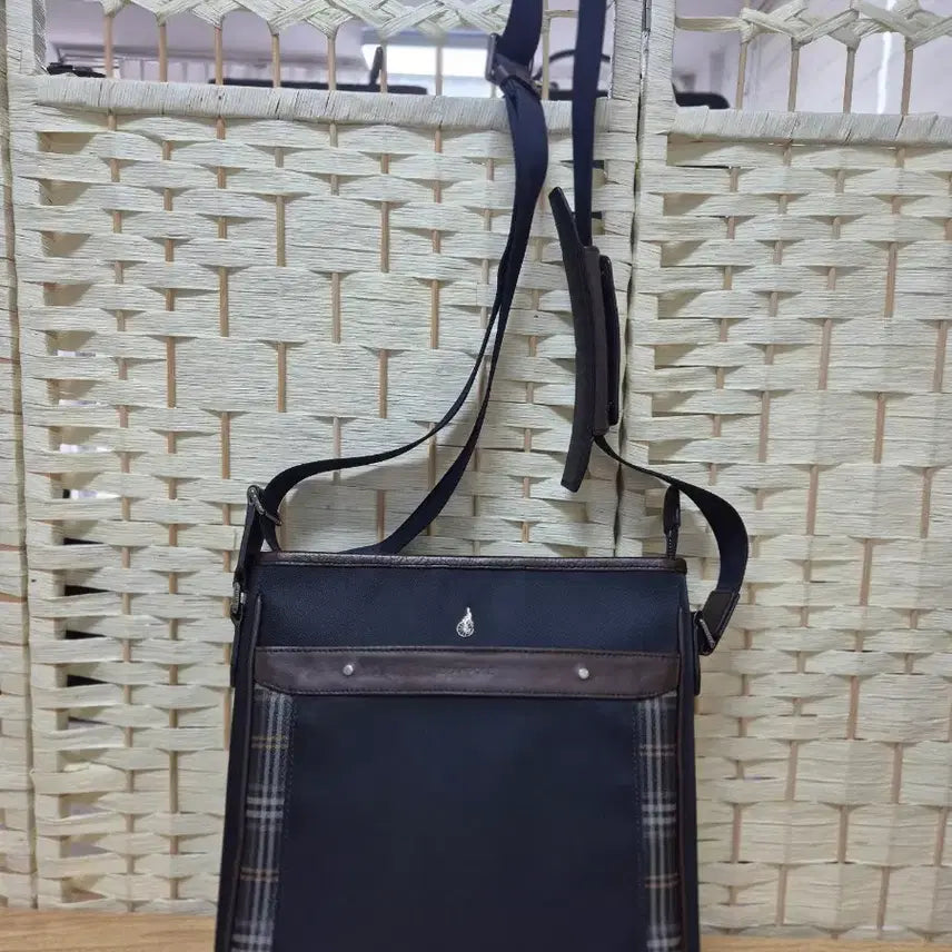 [BUNJANG] Beanpole Men's Crossbody Bag / 빈폴가방