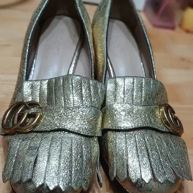 [BUNJANG] Gucci Marmont Loafers Gold / 구찌 로퍼 골드 마몬트구두