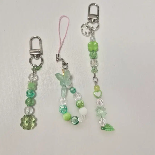 [BUNJANG] Handmade Beaded Clover & Butterfly Charm Keychain Set / 비즈키링/ 클로버키링