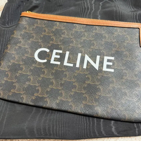 [BUNJANG] Celine Triomphe Pouch / 셀린느 트리옹프 파우치