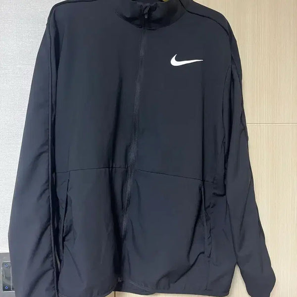 [BUNJANG] Nike Dri-FIT Woven Training Jacket Black / 나이키 드라이핏 우븐 트레이닝 자켓 블랙