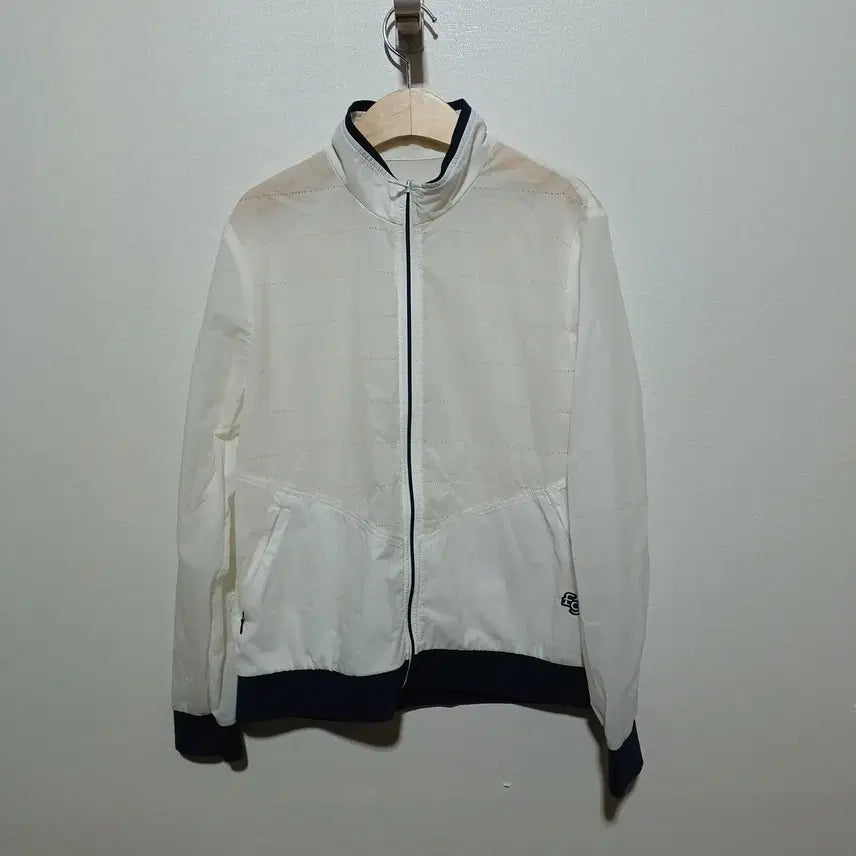 [BUNJANG] Phantom Golf Women's Ultra Lightweight Windbreaker Jumper / 팬텀골프 여성 초경량 바람막이 점퍼 95 (26A1845)