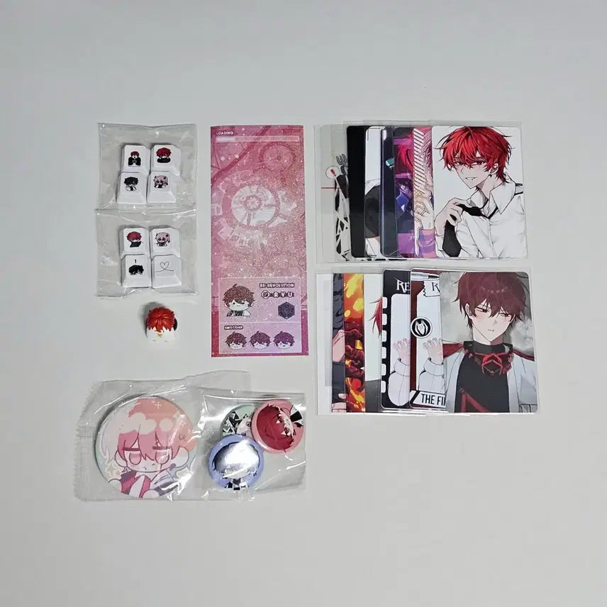 [BUNJANG] Le Rêve Revolution Ryu Keycap & Top Loader Sticker Set with Photocard & Can Badge / <미사용/원가이하> 리레볼루션 류 키캡&탑꾸 스티커 + 포토카드&캔뱃지
