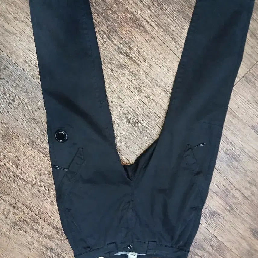 [BUNJANG] C.P. Company Black Cotton Blend Trousers / CP컴퍼니 팬츠(정품